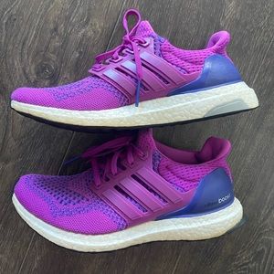 Adidas boost size 6. Great condition! Beautiful color!